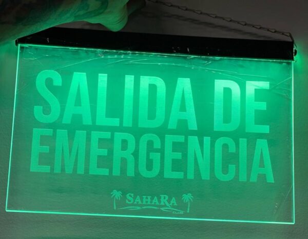 Señalizaciones en acrílico + iluminación