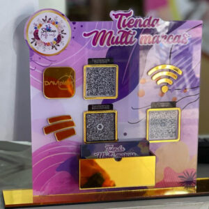 Habladores en acrílico con QR (tarjetero)